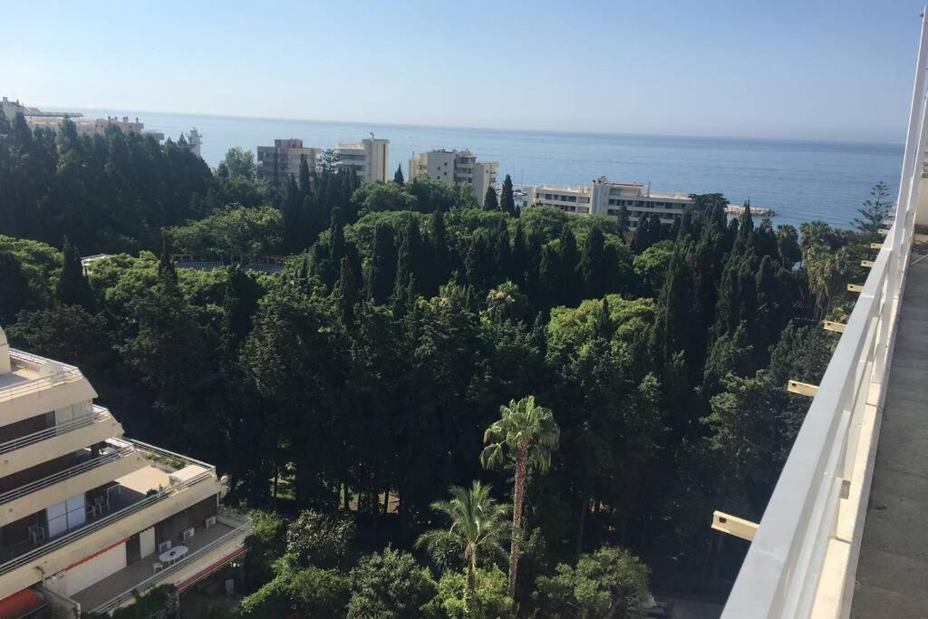 Penthouse With Private Pool, Hot Tub Jacuzzi With Sea Views And Chill-out Zone, Close To The Sea Apartment *