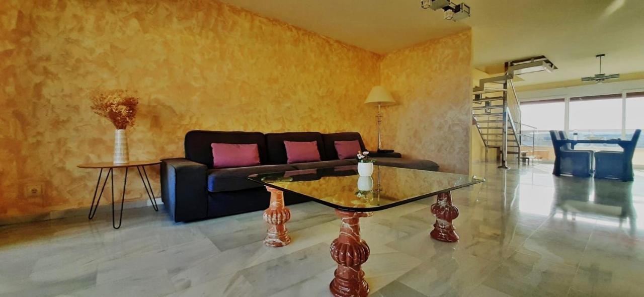 Apartment Penthouse With Private Pool, Hot Tub Jacuzzi With Sea Views And Chill-out Zone, Close To The Sea