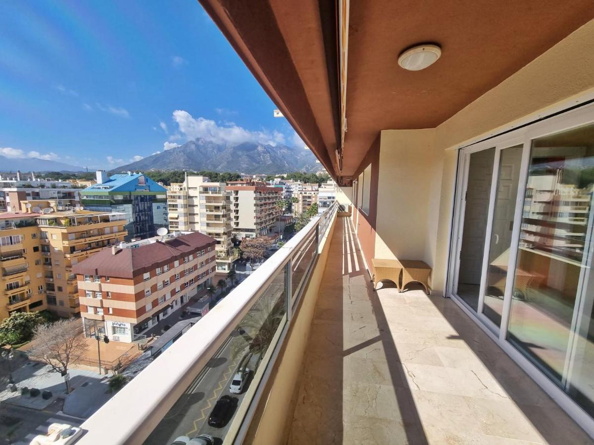 Penthouse With Private Pool, Hot Tub Jacuzzi With Sea Views And Chill-out Zone, Close To The Sea