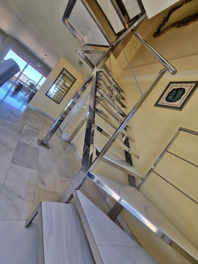 Apartment Penthouse With Private Pool, Hot Tub Jacuzzi With Sea Views And Chill-out Zone, Close To The Sea *
